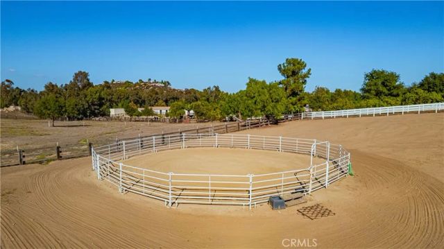 19315 Avenida Cordoba, Murrieta, CA 92562