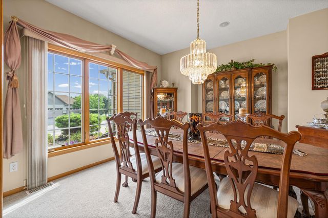 12101 Jasper Lane, Eden Prairie, MN 55347