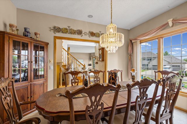 12101 Jasper Lane, Eden Prairie, MN 55347