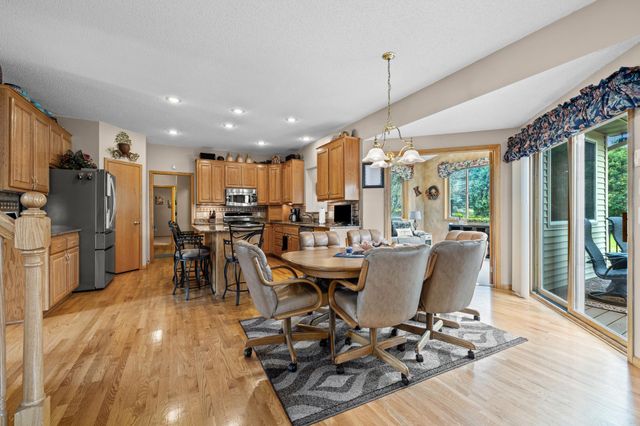 12101 Jasper Lane, Eden Prairie, MN 55347