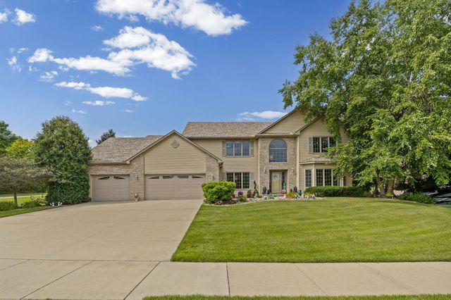 12101 Jasper Lane, Eden Prairie, MN 55347