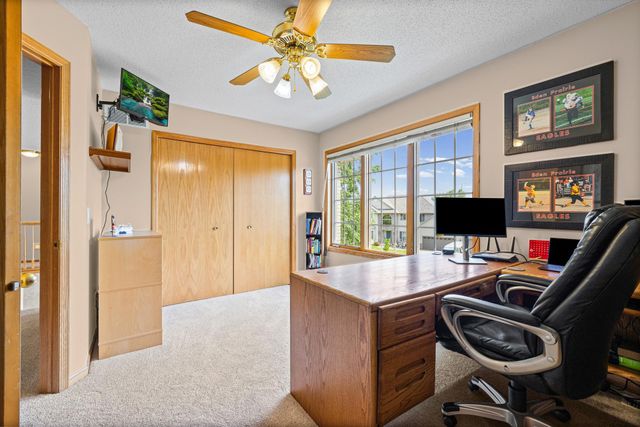 12101 Jasper Lane, Eden Prairie, MN 55347