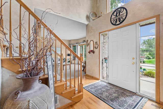 12101 Jasper Lane, Eden Prairie, MN 55347
