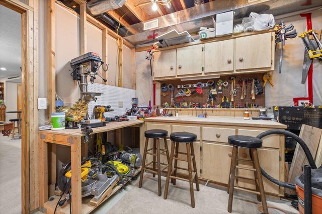 12101 Jasper Lane, Eden Prairie, MN 55347