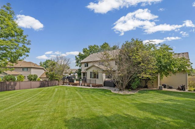 12101 Jasper Lane, Eden Prairie, MN 55347
