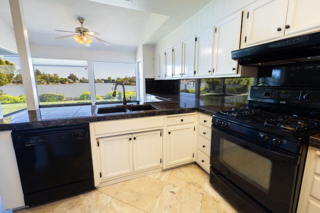 3718 Wood Duck Cir, Stockton, CA 95207