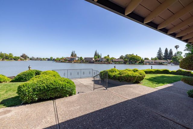 3718 Wood Duck Cir, Stockton, CA 95207