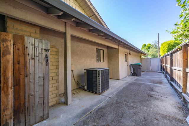 3718 Wood Duck Cir, Stockton, CA 95207
