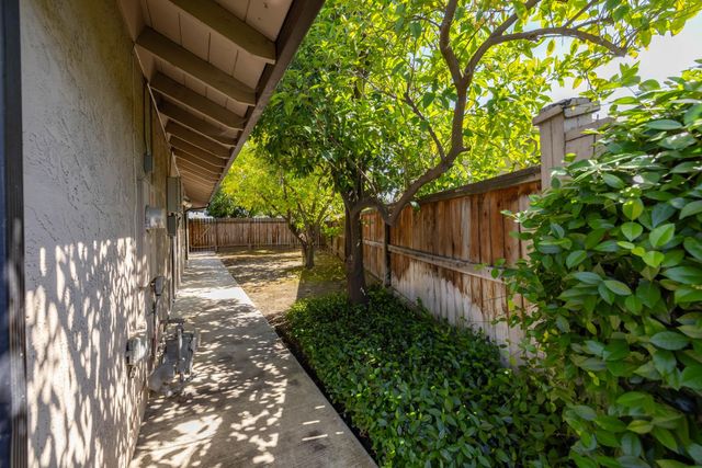 3718 Wood Duck Cir, Stockton, CA 95207