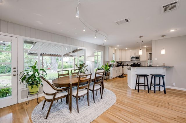 6002 Cary DR, Austin, TX 78757