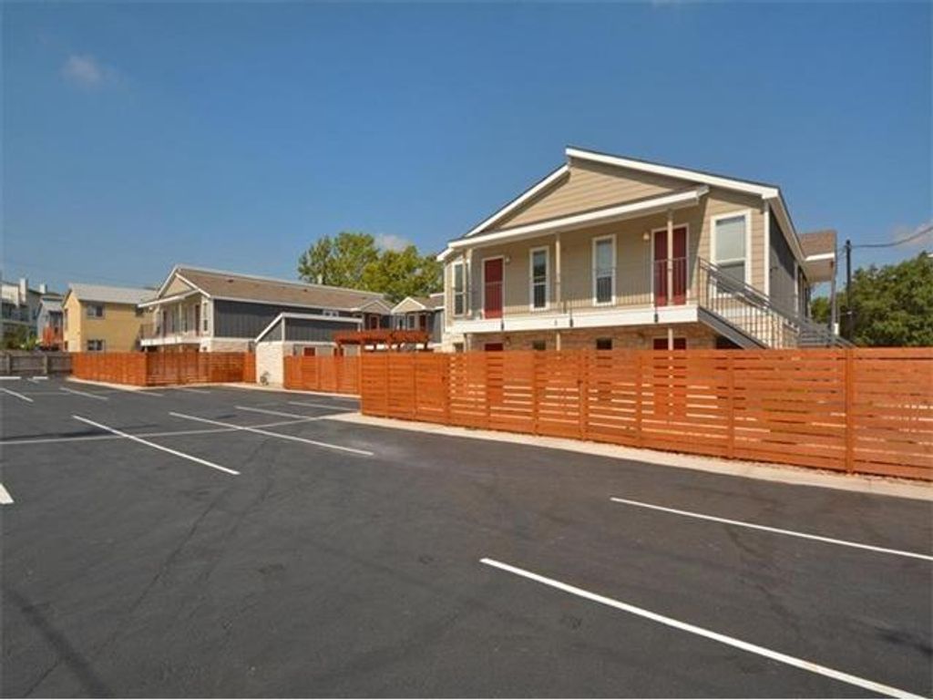 2512 Durwood ST 205, Austin, TX 78704