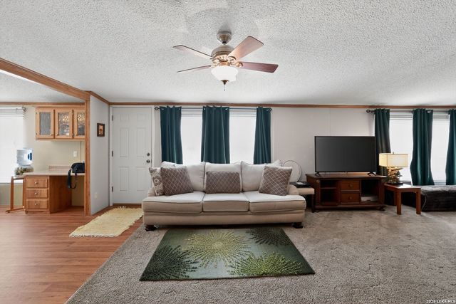 1721 LAKESHORE DR N, Bandera, TX 78003
