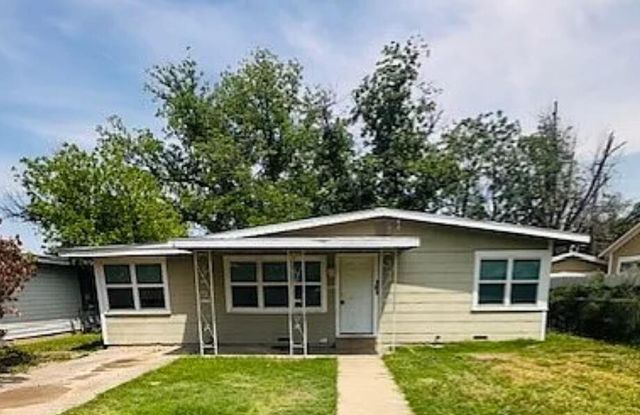 207 W 25th Street, San Angelo, TX 76903