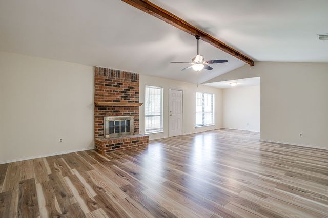 2862 Southpark Lane, Fort Worth, TX 76133