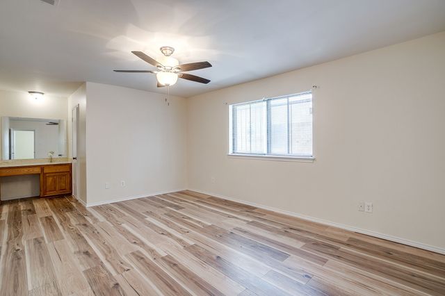 2862 Southpark Lane, Fort Worth, TX 76133