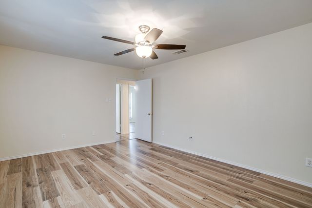 2862 Southpark Lane, Fort Worth, TX 76133
