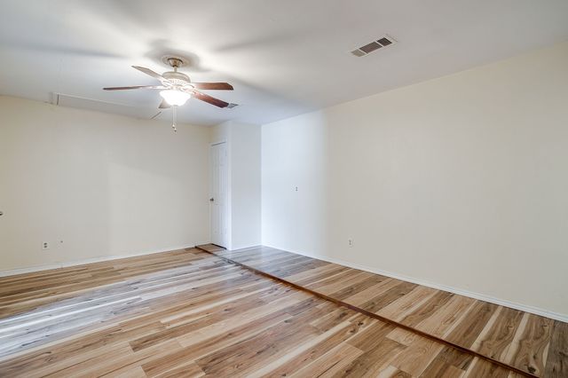 2862 Southpark Lane, Fort Worth, TX 76133