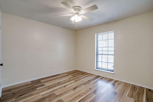 2862 Southpark Lane, Fort Worth, TX 76133