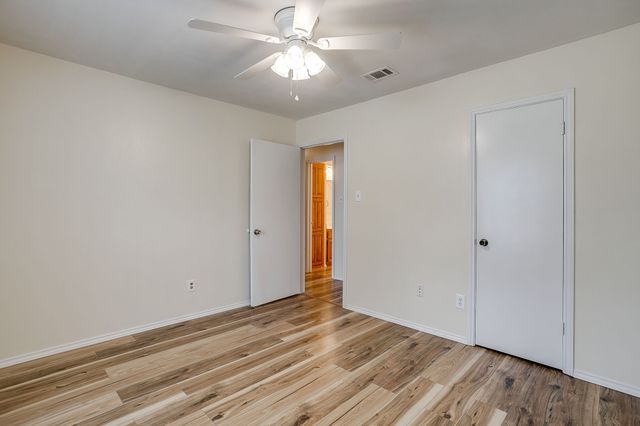 2862 Southpark Lane, Fort Worth, TX 76133