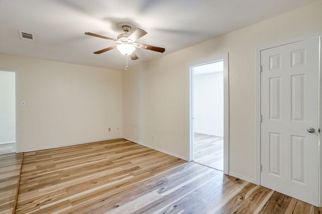 2862 Southpark Lane, Fort Worth, TX 76133