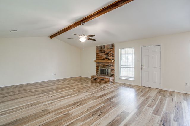 2862 Southpark Lane, Fort Worth, TX 76133