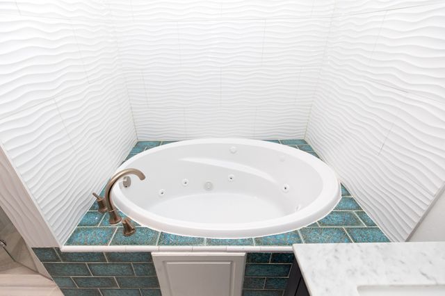 155 S Birchwood Dr, Hendersonville, TN 37075