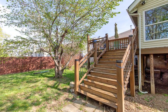 155 S Birchwood Dr, Hendersonville, TN 37075