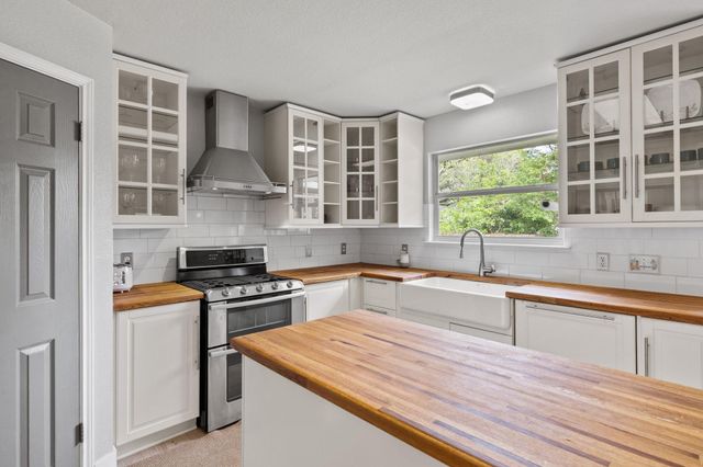 12761 Council Bluff DR, Austin, TX 78727