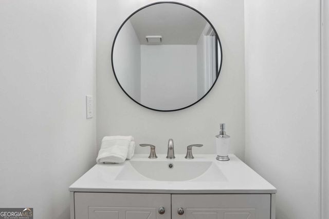 3042 Steeplechase, Alpharetta, GA 30004