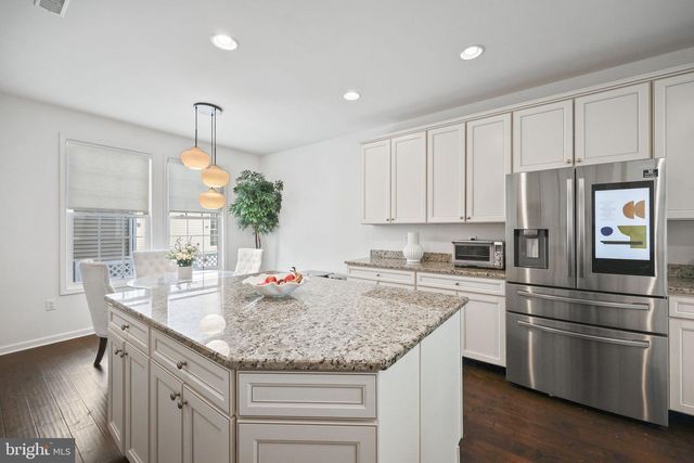 5 ANTRON BROWN WAY, Chesterfield, NJ 08515