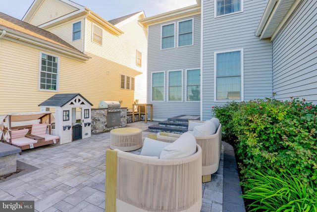 5 ANTRON BROWN WAY, Chesterfield, NJ 08515
