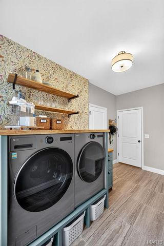 205 Wyndemere Lane, Lake St Louis, MO 63367