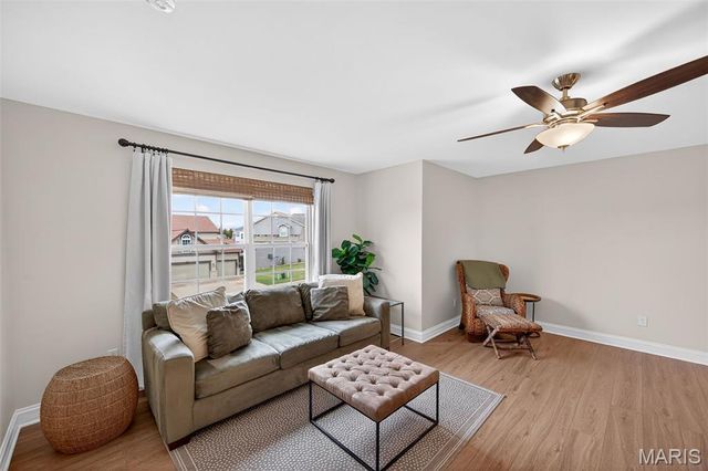 205 Wyndemere Lane, Lake St Louis, MO 63367