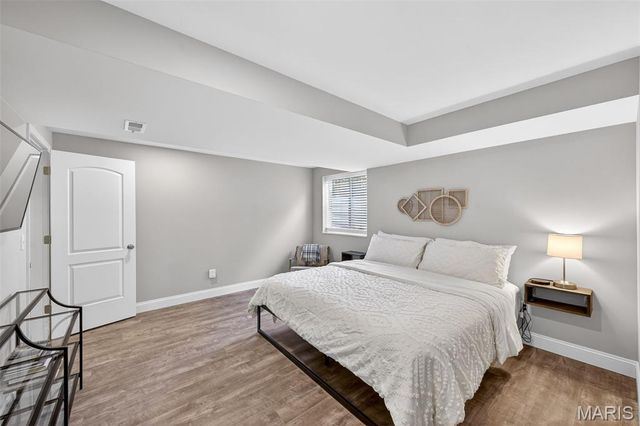 205 Wyndemere Lane, Lake St Louis, MO 63367