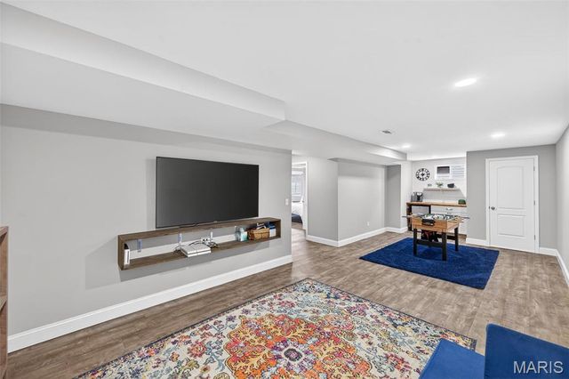 205 Wyndemere Lane, Lake St Louis, MO 63367