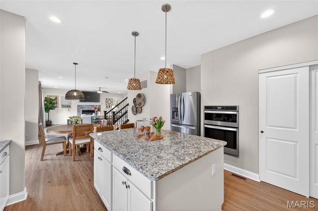 205 Wyndemere Lane, Lake St Louis, MO 63367