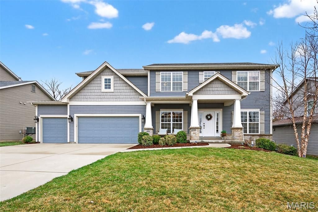 205 Wyndemere Lane, Lake St Louis, MO 63367