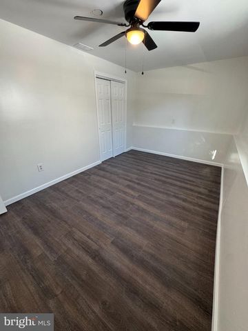 94 LONGWOOD DR, Bunker Hill, WV 25413