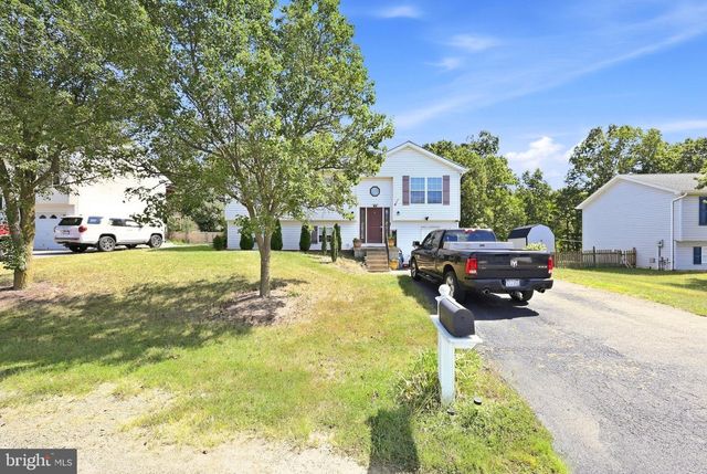 94 LONGWOOD DR, Bunker Hill, WV 25413