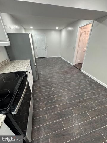 94 LONGWOOD DR, Bunker Hill, WV 25413