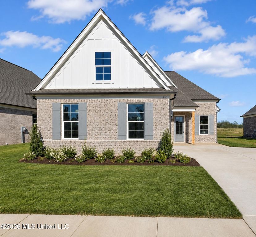 895 Coahoma Court, Nesbit, MS 38651 — exterior