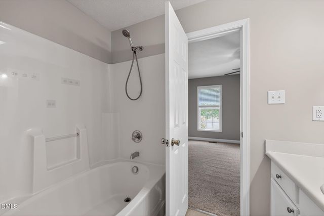 4007 Billingsford Circle, Fayetteville, NC 28311