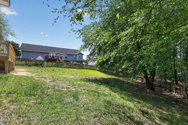 4007 Billingsford Circle, Fayetteville, NC 28311