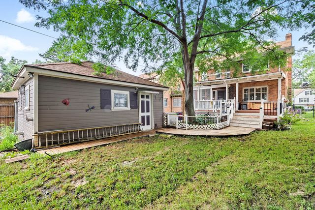 1627 Jackson Street, Rockford, IL 61107
