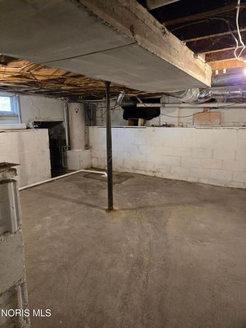 601 East Street, Liberty Center, OH 43532