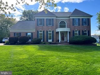 15 BAYBERRY CLOSE, Newark, DE 19711