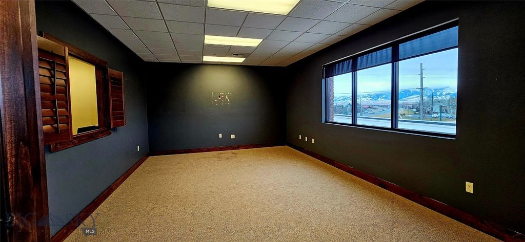 867 S 29th Avenue 202, Bozeman, MT 59718 photo 2