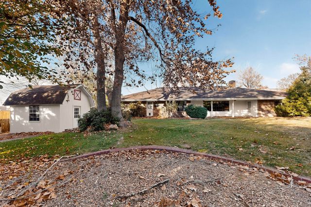 1516 La Cabra Drive SE, Albuquerque, NM 87123