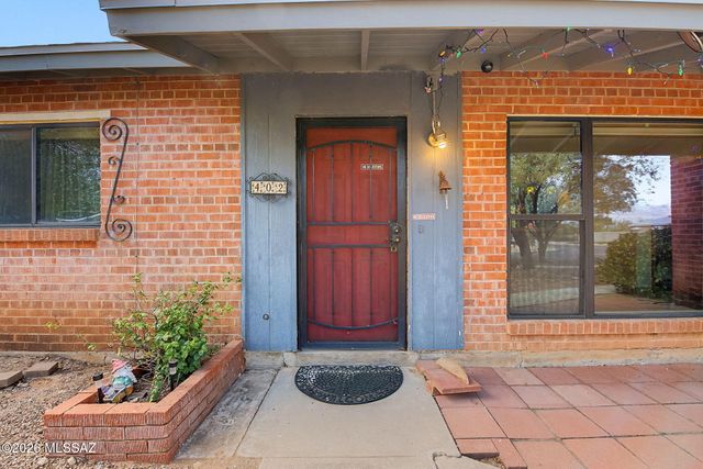 402 S Harvard Avenue, Tucson, AZ 85710