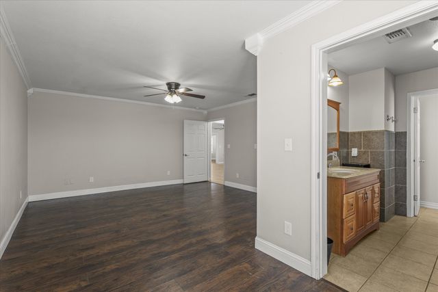 3131 N Alamo Road, Levelland, TX 79336